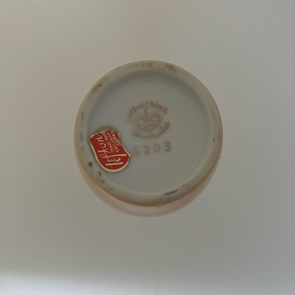 Lefton Bud Vase - Picture 2 of 8